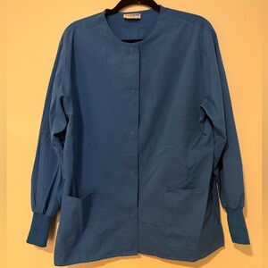 3 for $10 Uniform City Express Soft Scrubs Blue Long Sleeve Top Medium Button Up